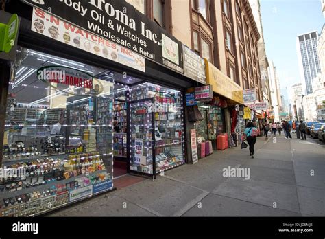 perfume district nyc fake|To ATOT New Yorkers: Are the perfumes/colognes sold at Canal .